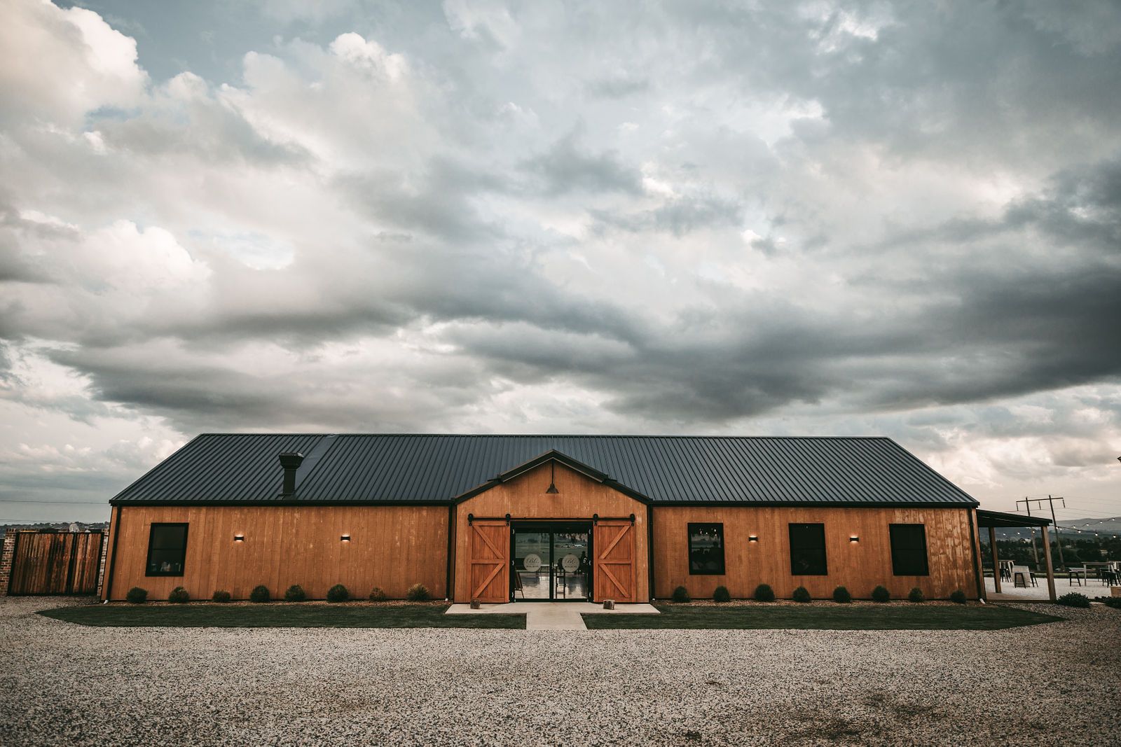 Boxgrove-barn-full